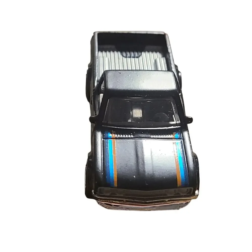 LOOSE 2017 HOT WHEELS 1:64 BLACK DATSUN 620 Pickup